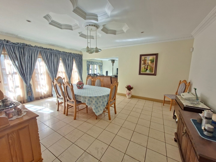5 Bedroom Property for Sale in Baysvalley Free State